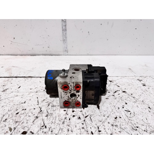 Holden Commodore ABS Module VY 10/2002-07/2004