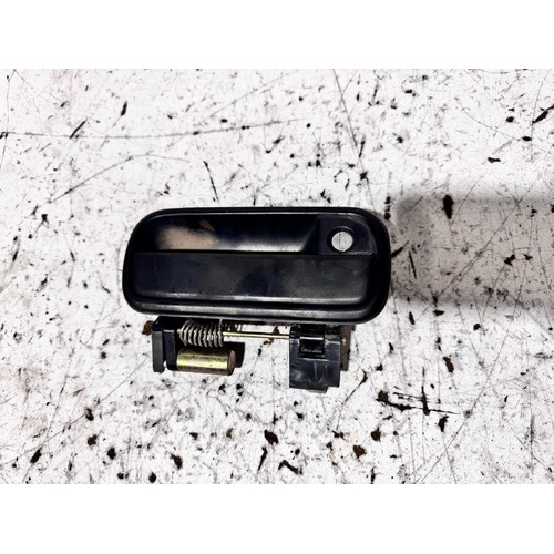 Toyota Hilux Right Front Door Outer Door Handle RZN149 09/1997-03/2005