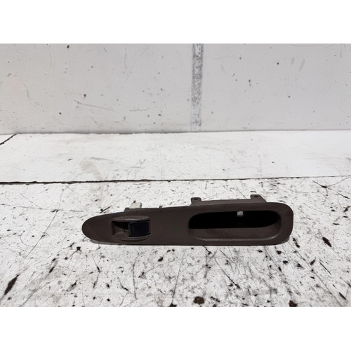 Lexus ES300 Left Rear Door Power Window Switch VCV10 06/1992-09/1996
