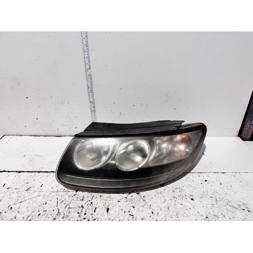 Hyundai Santa Fe Left Head Light CM 11/2005-06/2012