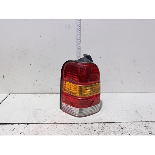Ford Escape Left Tail Light ZA 02/2001-05/2006