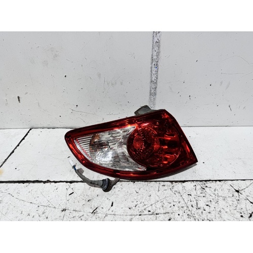 Hyundai Santa Fe Left Tail Light CM 11/2005-09/2009