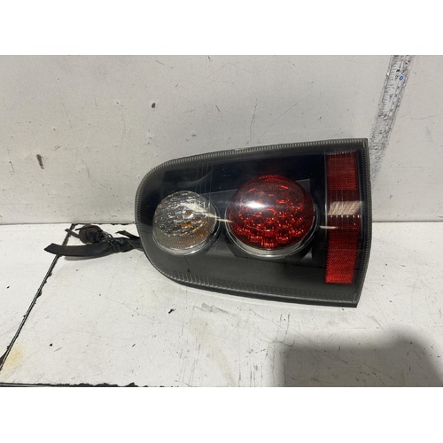 Ford Escape Right Tail Light ZC 04/2006-03/2008