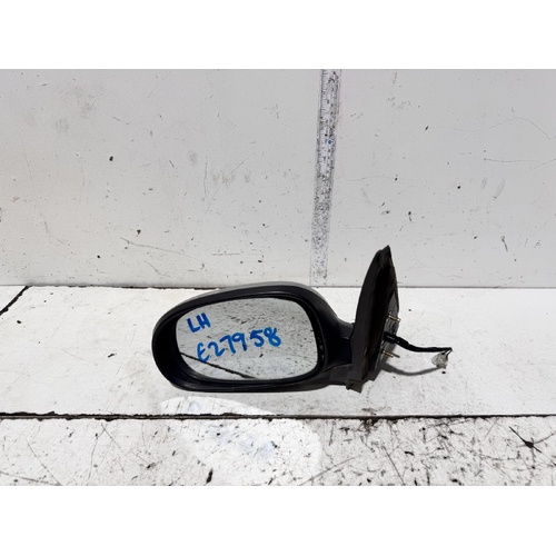 Nissan Pulsar Left Door Mirror N16 08/2003-12/2005