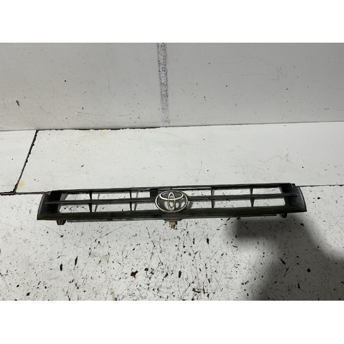 Toyota Camry Grille SDV10 02/1993-05/1995