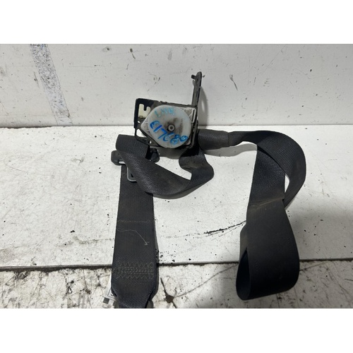 Toyota Corolla Left Rear Seatbelt ZZE122 12/2001-06/2007