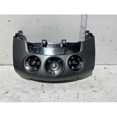 Toyota RAV4 Heater Controls ACA33 10/2008-11/2012