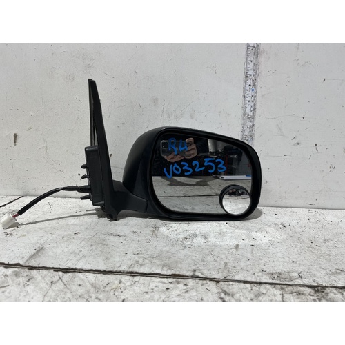 Toyota Rav4 Right Door Window ACA33 10/2008 - 11/2012