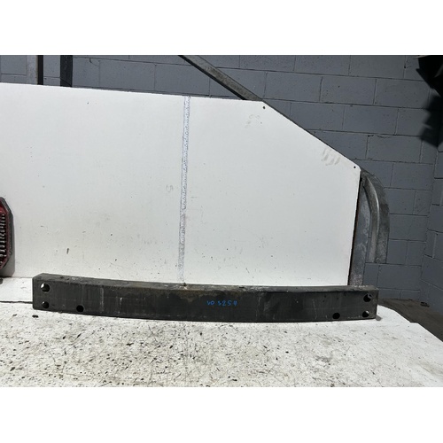 Toyota Avalon Front Reinforcement Bar MCX10 07/2000-06/2005