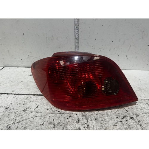 Peugeot 307 Left Tail Light T5 12/2001-09/2005 