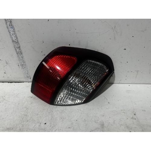 Subaru Outback Left Tail Light 3rd Gen 12/1998-08/2003