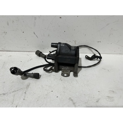 Toyota Hilux Coil and Ignitor Assembly RN90 10/1988-09/1997