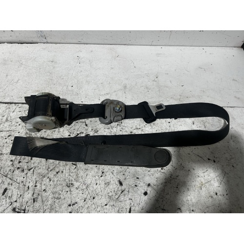 Mitsubishi Pajero Right Front Seatbelt NP 11/2002-10/2004