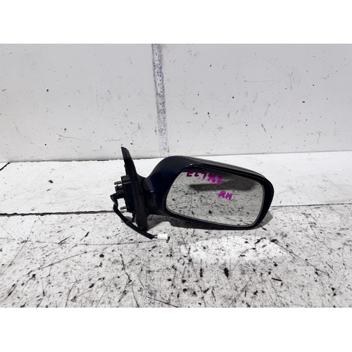 Toyota Corolla Right Door Mirror ZZE122 12/2001-04/2004