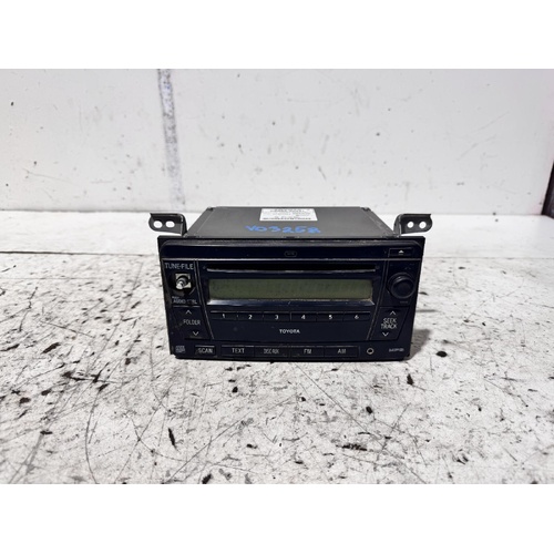 Toyota Hiace Stereo Head Unit KDH201 01/2005-04/2019