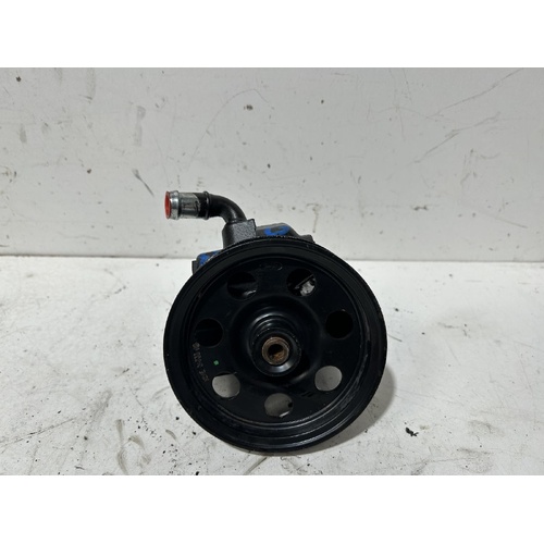 Ford Focus Steering Pump LR 01/2001-06/2005