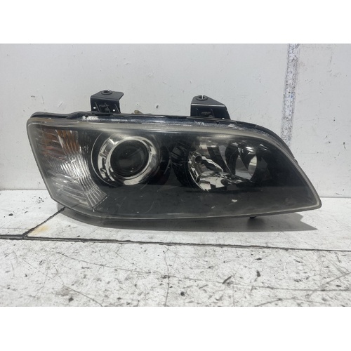 Holden Commodore Right Head light VE 08/06 - 08/10 