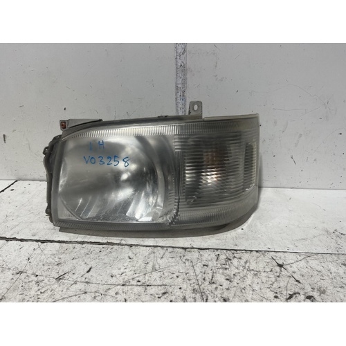 Toyota Hiace Left Head light KDH201 01/05 - 08/10  