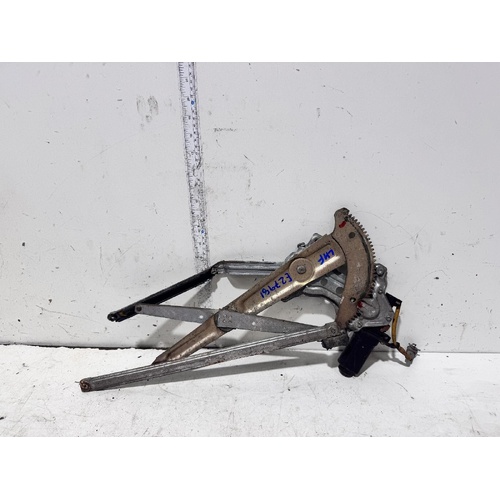 Toyota Paseo Left Front Door Window Regulator Motor EL44 06/1991-11/1995