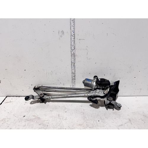 Toyota RAV4 Front Wiper Assembly ASA44 12/2012-12/2018