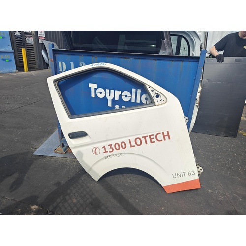 Toyota Hiace Right Front Door KDH201 01/2005-04/2019