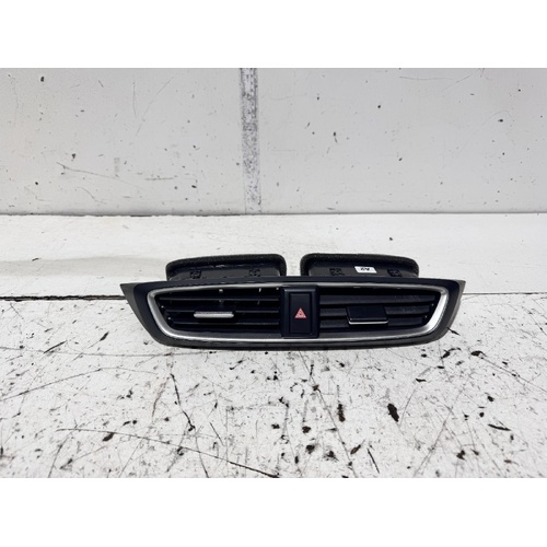 Honda CRV Dash Vents RW 05/2017-08/2023