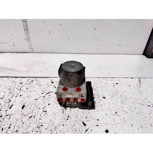 Toyota Tarago ABS Module ACR50 03/2006-06/2020