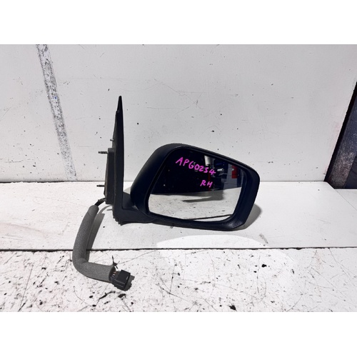 Nissan Pathfinder Right Door Mirror R51 05/2010-09/2013