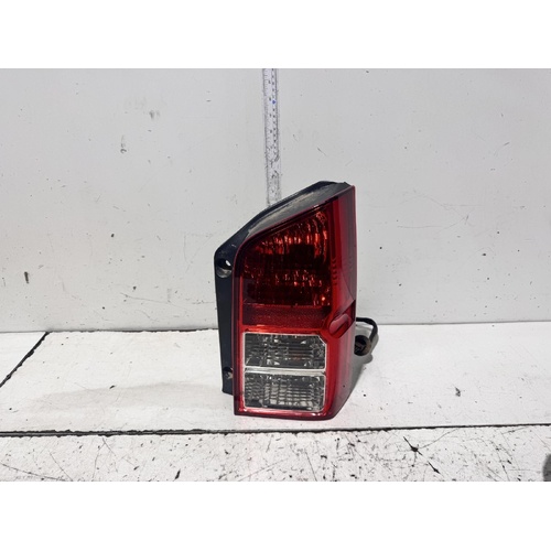 Nissan Pathfinder Right Tail Light R51 05/2005-09/2013