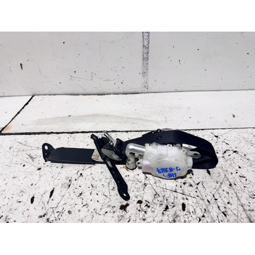 Toyota Kluger Left Front Seat Belt GSU40 05/2007-07/2010