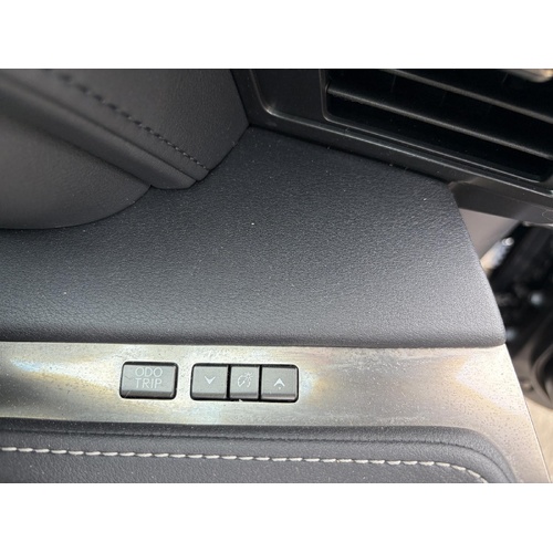 Lexus LC500 ODO Trip Switch Assembly URZ100 03/2017-2025