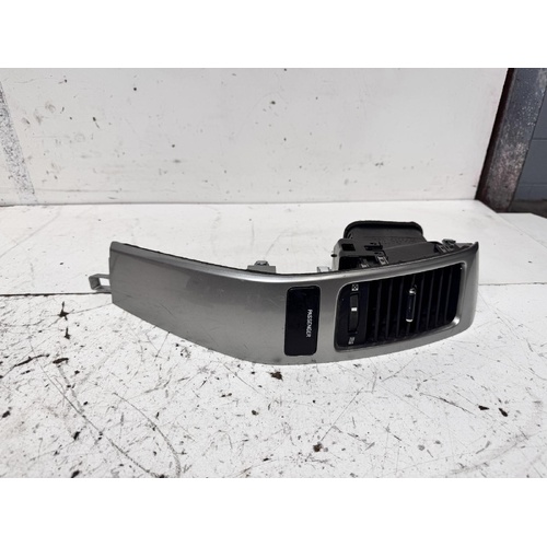 Toyota Prado Left Inner Dash Vent KZJ120 02/2003-10/2009
