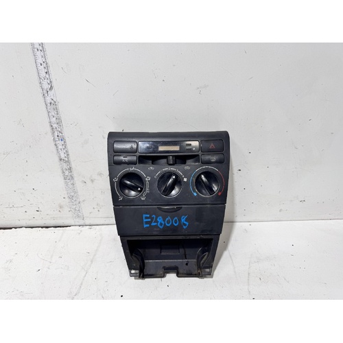 Toyota Corolla Heater Controls ZZE122 12/2001-06/2007