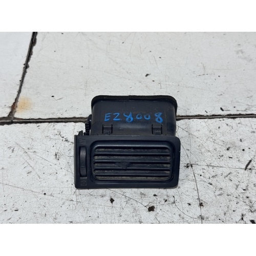 Toyota Corolla Left Dash Vent ZZE122 12/2001-06/2007