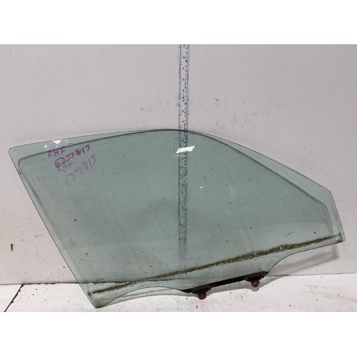 Toyota Camry Right Front Window Glass SK10 02/1993-07/1997
