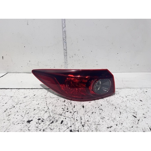 Mazda 3 Left Tail Light BM 11/2013-02/2019