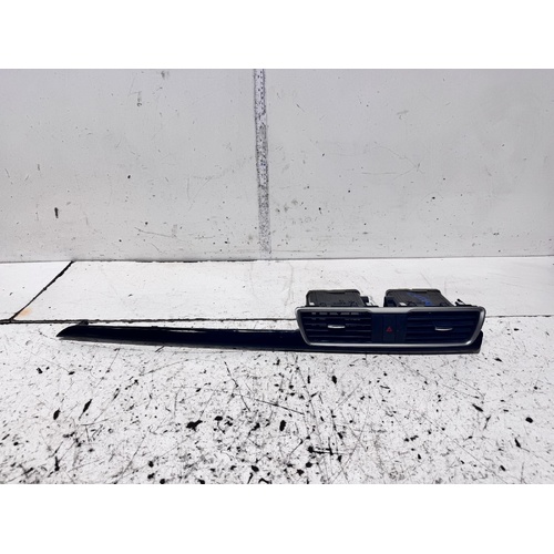 Mazda 3 Dash Vents with Trim Piece BM 06/2013-05/2016