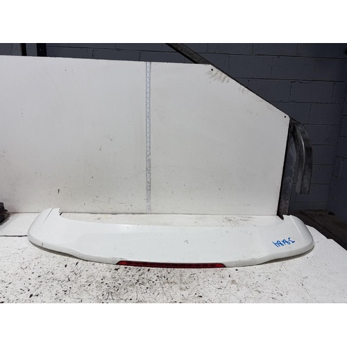 Kia Carnival Tailgate Spoiler YP 12/2014-10/2020