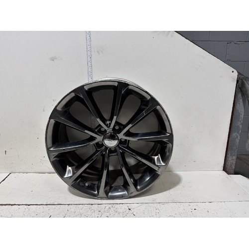 Chrysler 300c Alloy Wheel Mag LX2 01/2015-12/2021