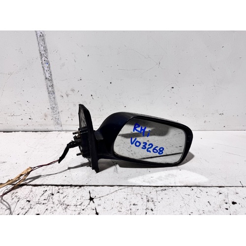 Toyota Corolla Right Door Mirror ZZE122 04/2004-06/2007