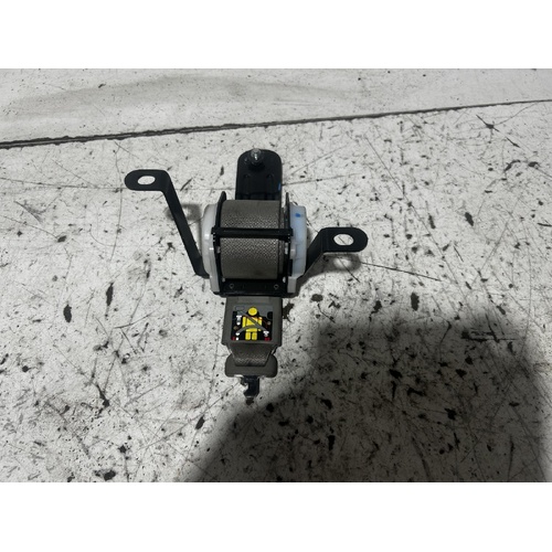 Kia Carnival 3rd Row Right Rear Seatbelt YP 12/2014-10/2020