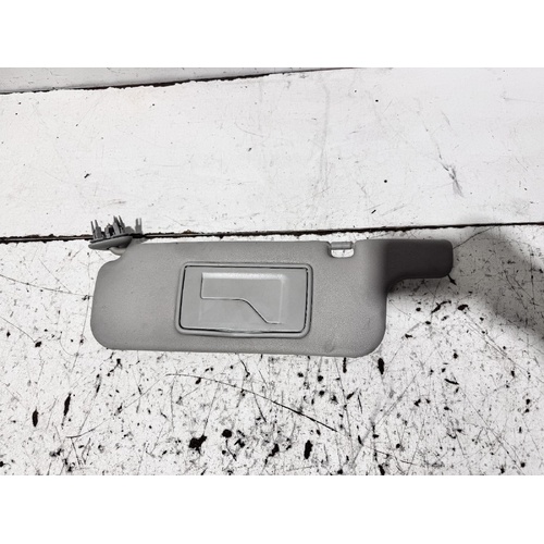 Toyota Corolla Left Sun Visor ZZE122 12/2001-04/2007