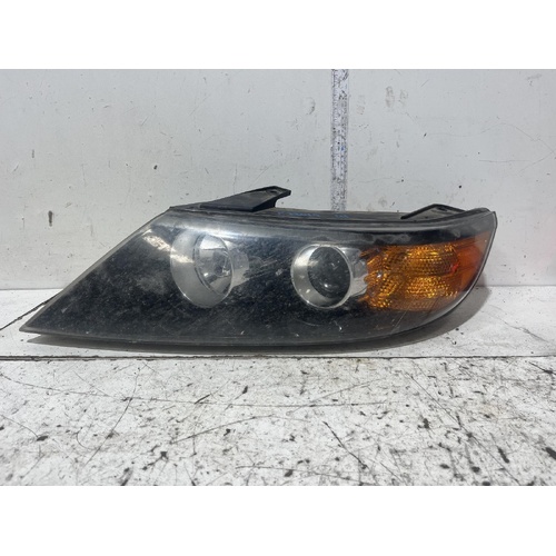 Kia Sorento Left Head Light XM 10/09 - 09/10 