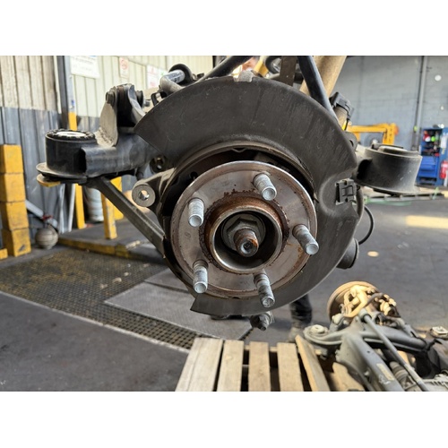 Chrysler 300c Left Rear Hub Assembly LX 2 12/2011-12/2021