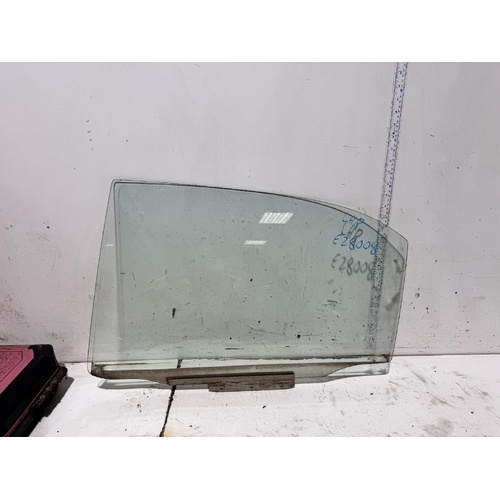 Toyota Corolla Left Rear Door Window Glass ZZE122 12/2001-04/2007