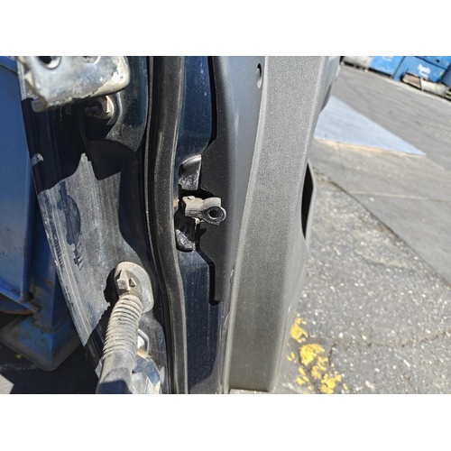 Nissan Pathfinder Right Front Check Strap R51 05/2005-09/2013