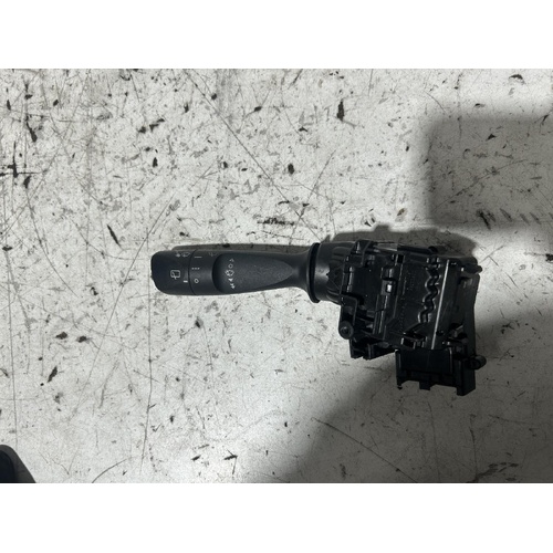 Toyota Hiace Wiper Switch KDH201 03/2014-04/2019