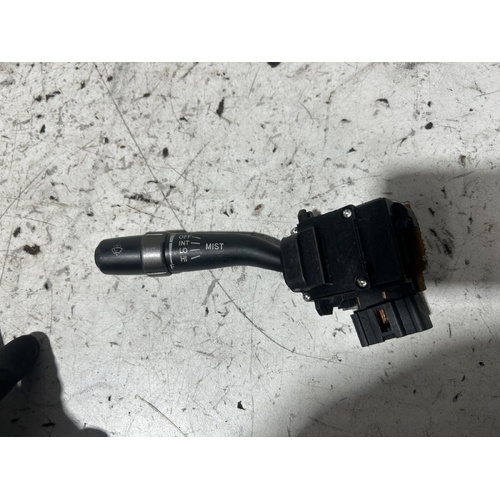 Toyota Hiace Wiper Switch RZH125 09/1998-12/2004
