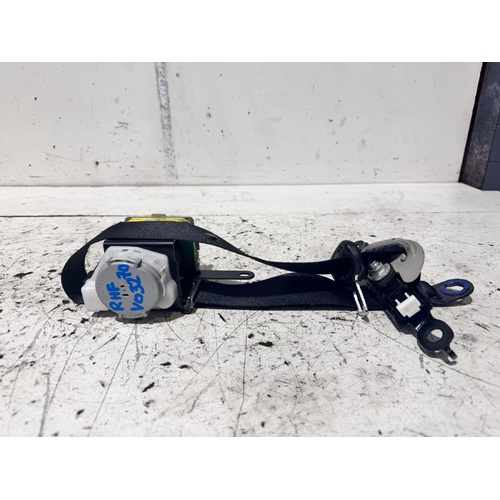 Toyota Corolla Right Front Seat Belt ZRE152 03/2007-12/2013