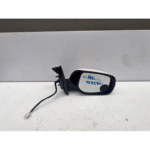 Toyota Corolla Right Door Mirror ZRE152 03/2010-12/2013